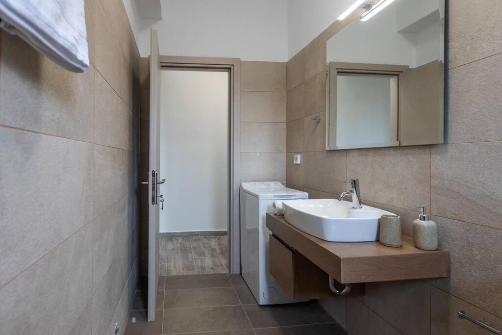 O Palaios Fournos Tou Andrea Apartment Kardhakata ภายนอก รูปภาพ